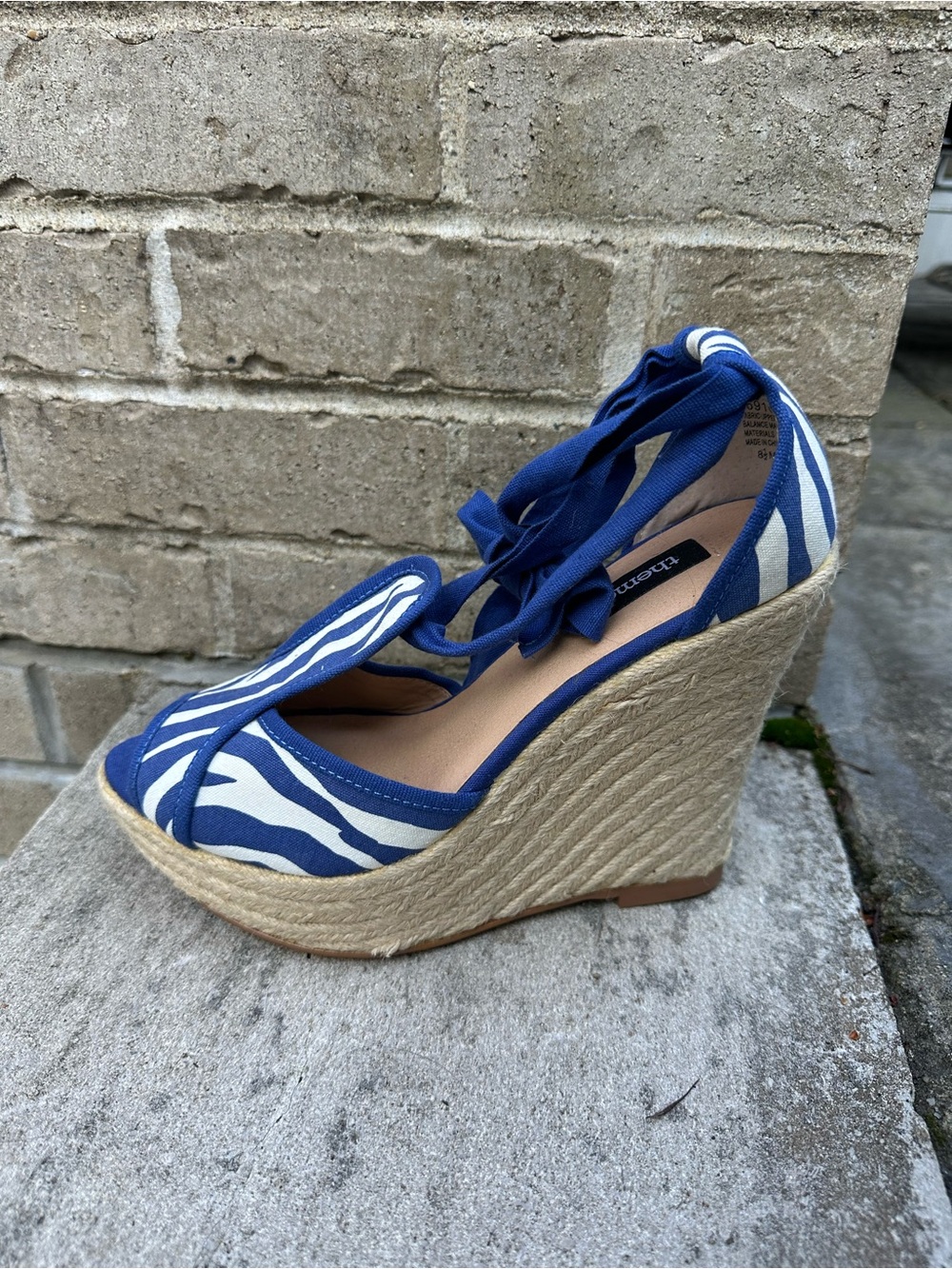 Theme Wedges - Picture 2 of 7